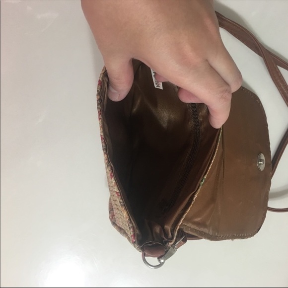 Straw crossbody bag - Picture 7 of 8